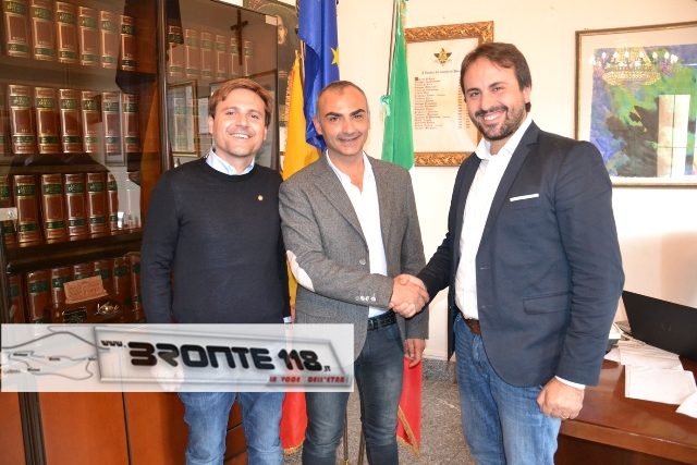 BRONTE: ANTONINO CURRAO E’ IL QUARTO ASSESSORE DELLA GIUNTA DI GRAZIANO CALANNA – FOTO
