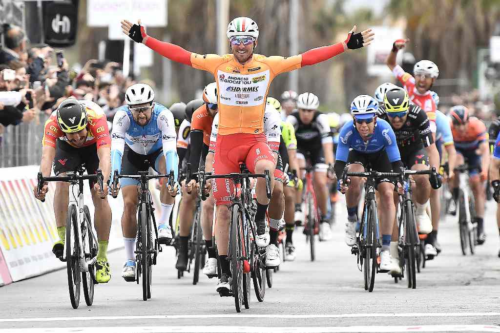 GIRO DI SICILIA: BELLETTI VINCE LA SECONDA TAPPA E CONQUISTA LA MAGLIA DI LEADER
