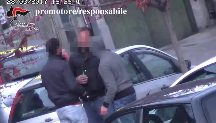 BRONTE, PROCESSO SCIAROTTA: SPACCIAVANO DROGA, CHIESTI, 20 ANNI PER I CAPI DEL GRUPPO