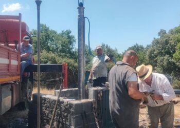 MALETTO, ANCORA DISAGI PER L’ EROGAZIONE DELL’ ACQUA LA POMPA APPENA INSTALLATA E’ PRECIPITATA IN FONDO AL POZZO