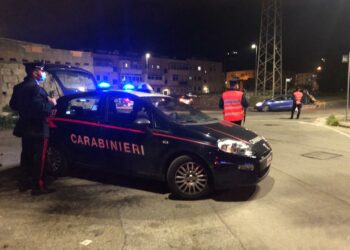 AGRIGENTO: MULTA DI 5.000 EURO CIASCUNO A 9 RAGAZZI, PER AVERE URINATO IN STRADA