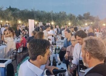RANDAZZO: DEGUSTAZIONI DOC A “PICCOLO E’ BELLO”, NEI CALICI VINI DI 50 PRODUTTORI ETNEI