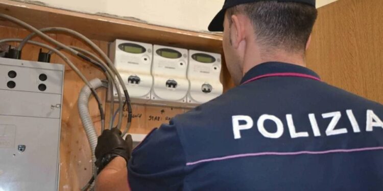 ADRANO: 4 DENUNCIATI PER FURTO DI ENERGIA ELETTRICA