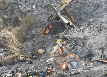 LINGUAGLOSSA: TROVATI I RESTI DEI PILOTI DEL CANADAIR PRECIPITATO