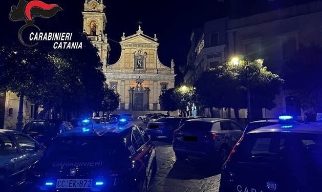 BIANCAVILLA: CONTROLLI DEI CARABINIERI, ELEVATE MULTE E SEGNALAZIONI, SANZIONATO UN RISTORANTE DAI NAS