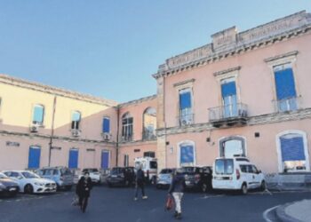 BRONTE: MEDICINA… “MALATA” MEDICI E INFERMIERI RIDOTTI AL LUMICINO