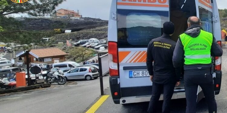 ETNA SUD: SOCCORSO E RECUPERATO TURISTA ISRAELIANO