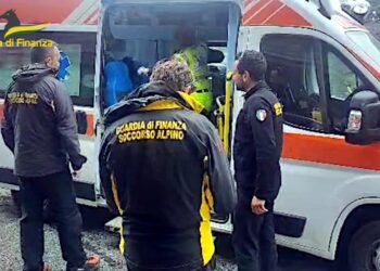 ETNA: LA GDF INTERVIENE PER SOCCORRERE UNA TURISTA BRITANNICA