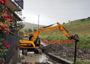 TEMPORALE A MANIACE ESONDA UN TORRENTE PAURA E ALLAGAMENTI