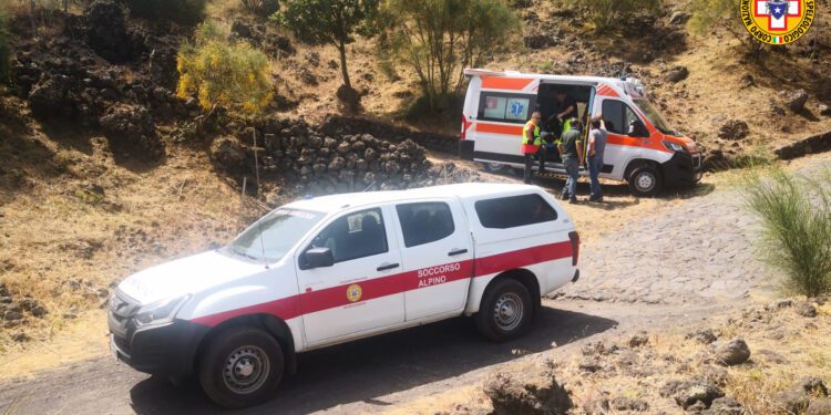CASTIGLIONE DI SICILIA: OPERAIA FORESTALE RECUPERATA DAL SOCCORSO ALPINO