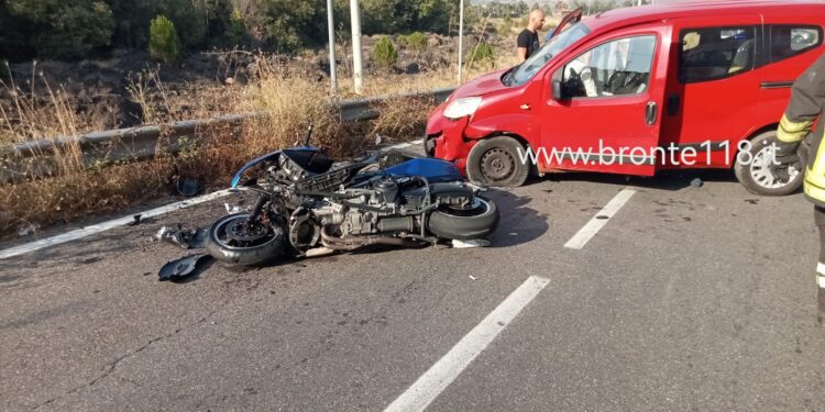 RANDAZZO:INCIDENTE SULLA SP 89,GRAVE 21ENNE DI MOIO – LE FOTO