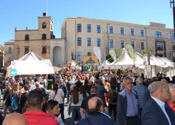 BRONTE: SLITTA DI 2 SETTIMANE LA SAGRA DEL PISTACCHIO