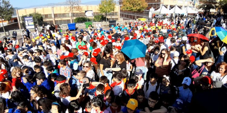 BRONTE: PIU’ DI 2000 STUDENTI ALLA SAGRA DEL PISTACCHIO