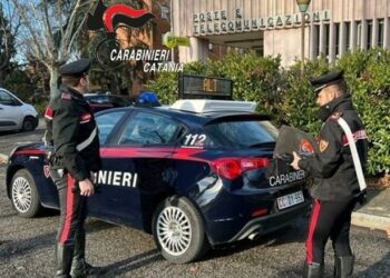 CAMPOROTONDO: DIPENDENTE DELLE POSTE DENUNCIATA PER AVERE TRUFFATO DUE ANZIANI