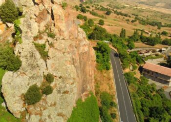 CESARO’: DALLA REGIONE OLTRE 2 MILIONI PER CONSOLIDARE LA ROCCA GIANNINA