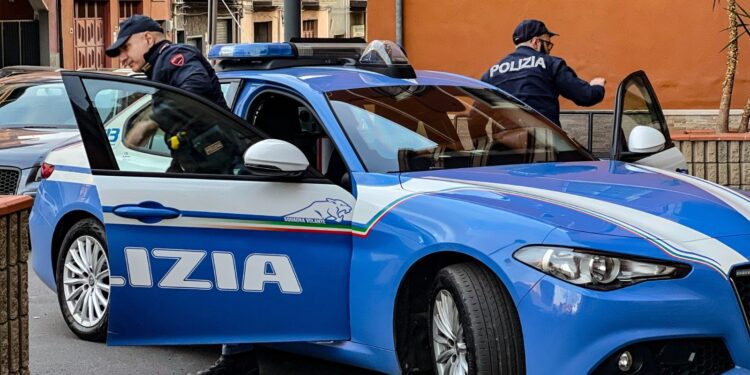 ADRANO: DUE ARRESTI UN 25ENNE PER MALTRATTAMENTI IN FAMIGLIA E UN 33ENNE PER DETENZIONE ORDIGNI ILLEGALI