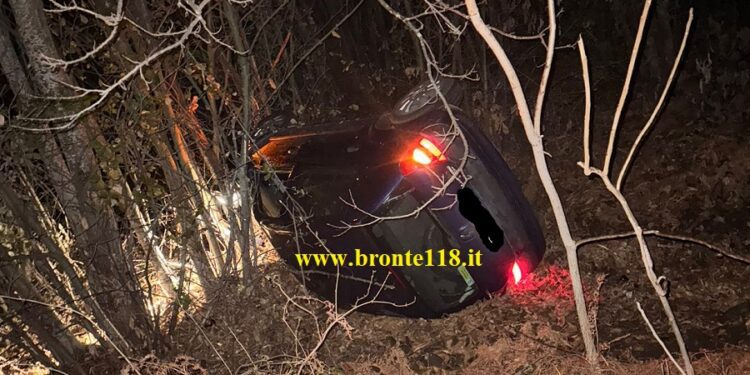 SS 284: INCIDENTE AUTONOMO TRA MALETTO E RANDAZZO – LE FOTO