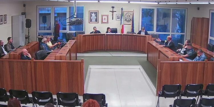 MALETTO: SI VOTA LA DECADENZA DI 4 CONSIGLIERI. «RICORREREMO»