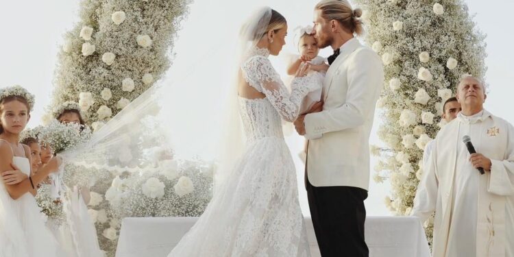 SICILIA: IERI IL MATRIMONIO ALLE EOLIE DI DILETTA LEOTTA – LE FOTO
