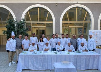 BRONTE: DOMANI LA FINALE DEL CONCORSO DEL PANETTONE AL PISTACCHIO