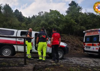 ETNA NORD EST: SOCCORSO ALPINO RECUPERA ESCURSIONISTA IN DIFFICOLTA’