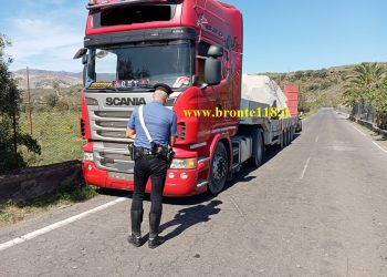 BRONTE: SCONTRO MOTO-CAMION A PIETRAROSSA
