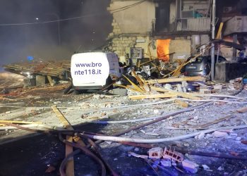 CATANIA: 14 FERITI (1 GRAVE) E UN DISPERSO NELL’ESPOSIZIONE IN VIA GALERMO, IL VIDEO