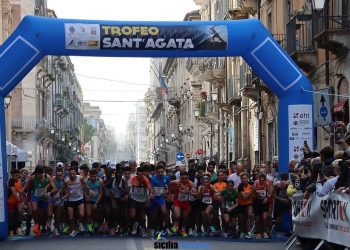 CATANIA: L’ATLETA RANDAZZESE ANTONINO LA PIANA “OMAGGIA” S. AGATA