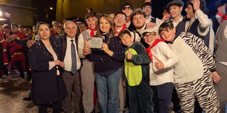 BRONTE: CARNEVALE, VINCE “SICILIA BEDDA”
