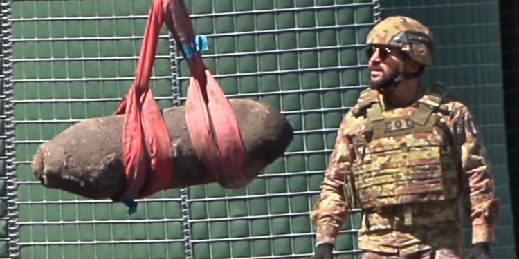 RANDAZZO: DISINNESCATI I DUE ORDIGNI BELLICI RESPIRO DI SOLLIEVO PER I RESIDENTI – LE FOTO