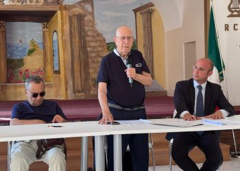 BRONTE: DIECI SINDACI ED I SINDACATI PRESENTANO UNA CONTROPROPOSTA AL PIANO SANITARIO